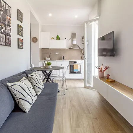 Daire P&p House